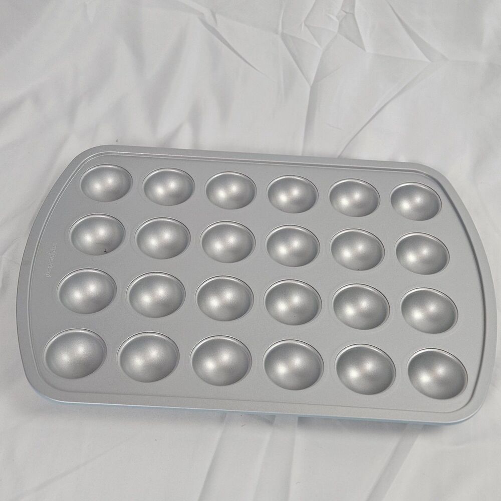 Pampered Chef 100373 16x11" Cake Pop Pan Donut‎ Hole